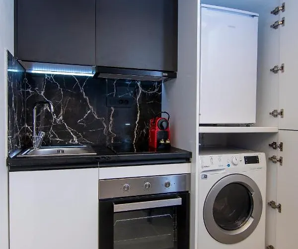 Luxury Loft In The Center * Rhodes City